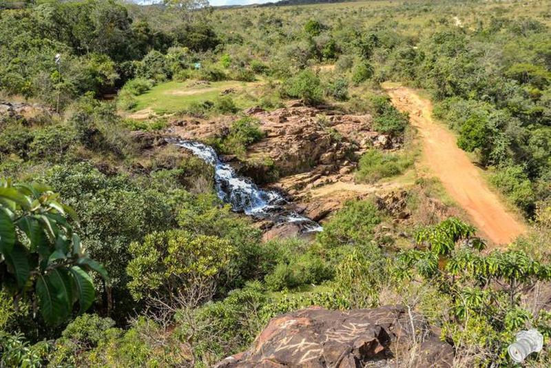 Rio Acima dirt road