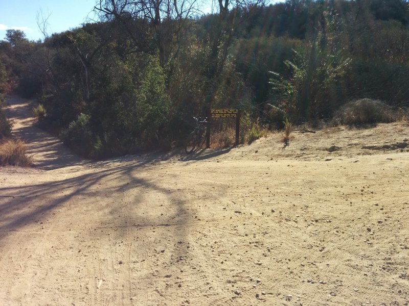 The intersection of Los Robles East, Los Robles West, and Spring Canyon Trail.