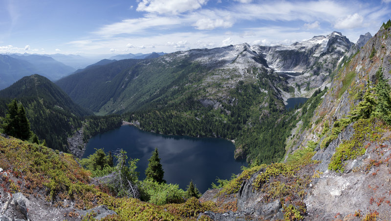 Looking from Trappers Peak over the Thornton Lakes.