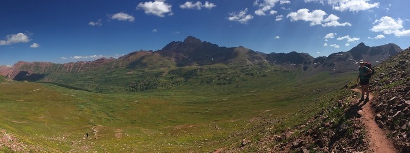 Heading up Frigid Air Pass above Fravert Basin.