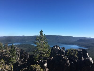 Good view of the lake.