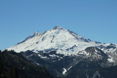 Mount Baker from Lake Ann trail