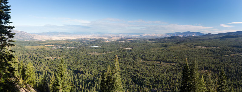 Panoramic view of Shasta Valley