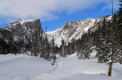Approaching Dream Lake in the winter