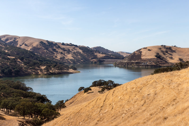 Lake Del Valle and Del Valle Dam.