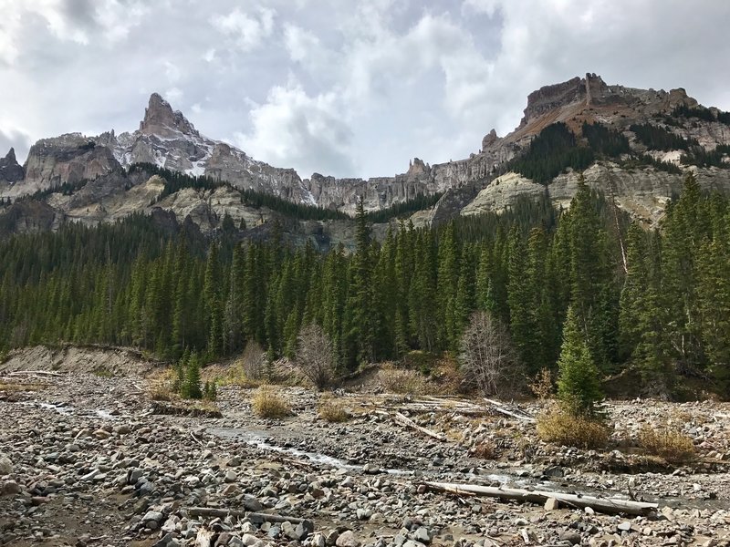 Precipice Peak and Mt. Dunsinane tower over the Middle Fork Valley and are easily viewed along the trail.
