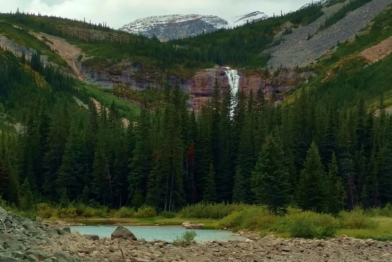 Waterfall at the outlet of the second Geraldine Lake, as seen from Geraldine Lakes Trail.