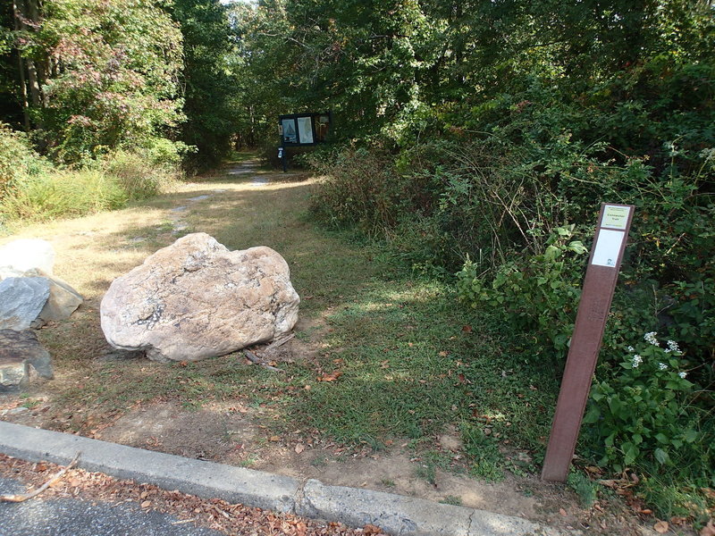 Connector trailhead