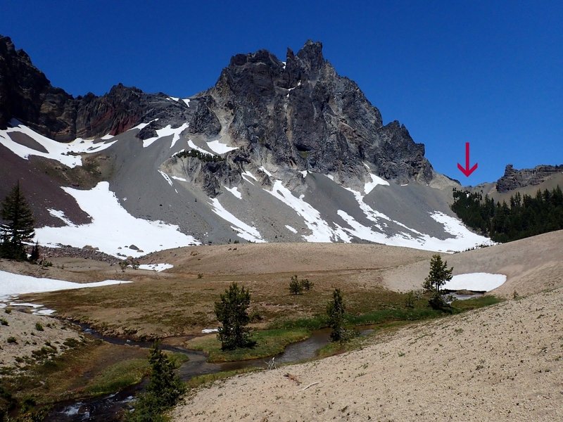 Cottonwood Creek Springs below Mt. Thielsen (arrow shows where you cross the ridge).