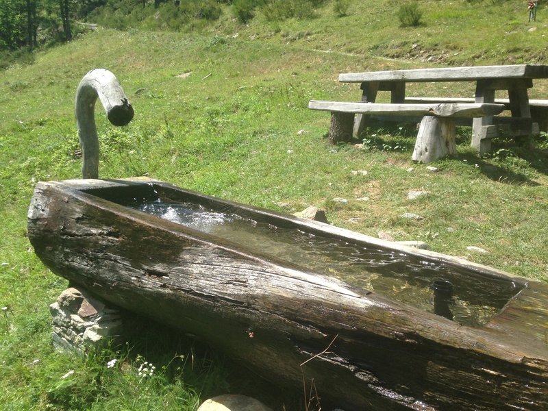 DRINKING TROUGH