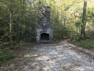 Old shelter chimney found next to the trail above the lower falls.