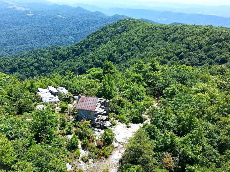 Climbed the fire tower n it's gorgeous.