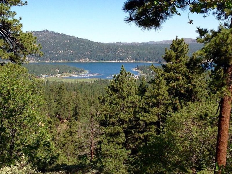 View of Big Bear Lake from Pine Knot Trail or 1E01.