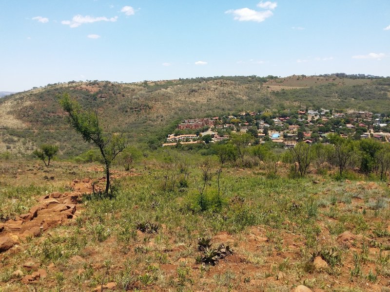 A view from the Serepodi Trail summit.