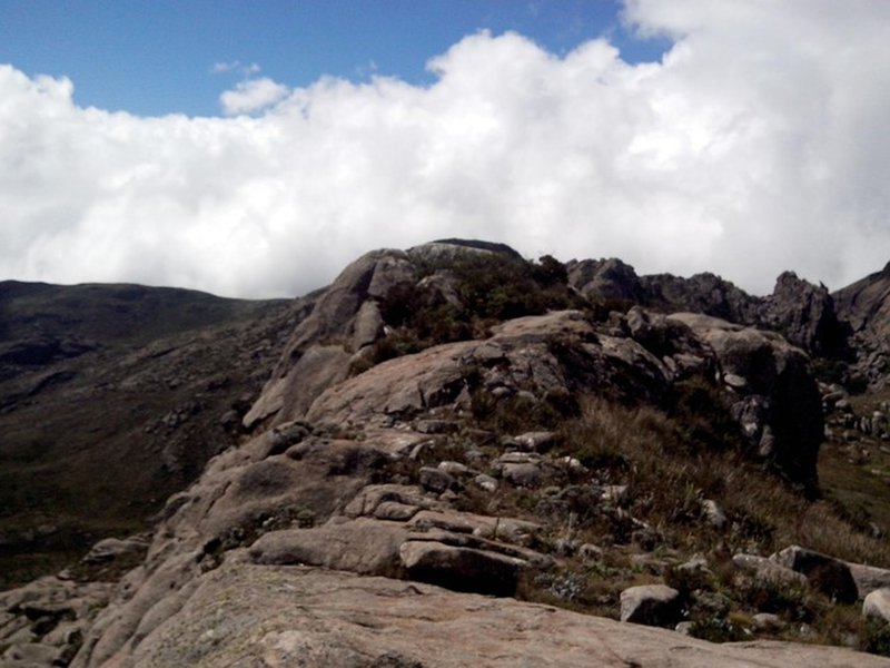 Pedra do Altar summit