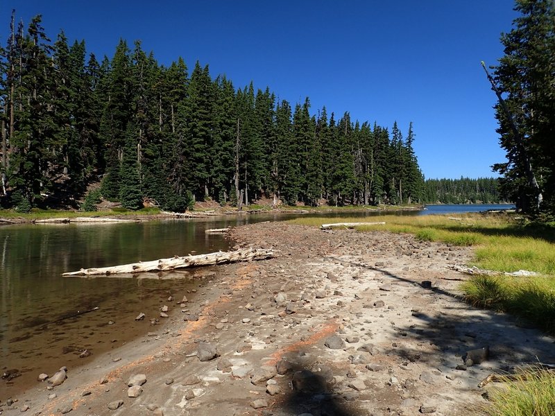 The narrow "waist" in Lake Alta at low water