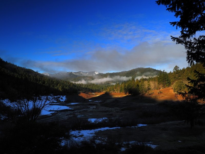 Applegate Lake in winter