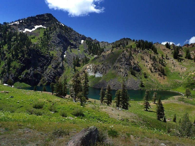 Boulder Peak over Lower Wright Lake