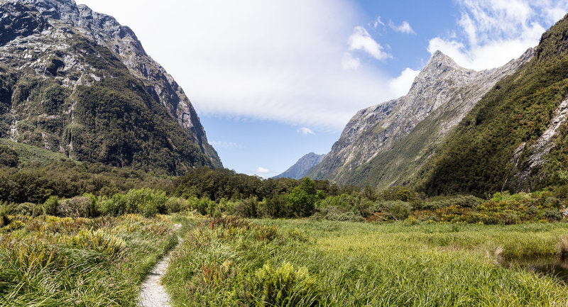 Clinton Valley was originally shaped by a glacier, the valley floor being more than 3000 feet lower than its surrounding mountains