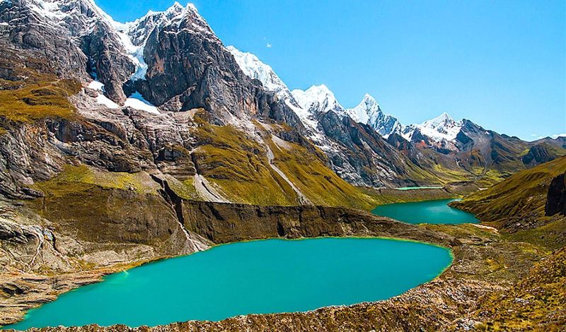 3 lakes of different colours - Huayhuash