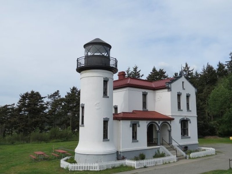 Admiralty Head Lighthouse