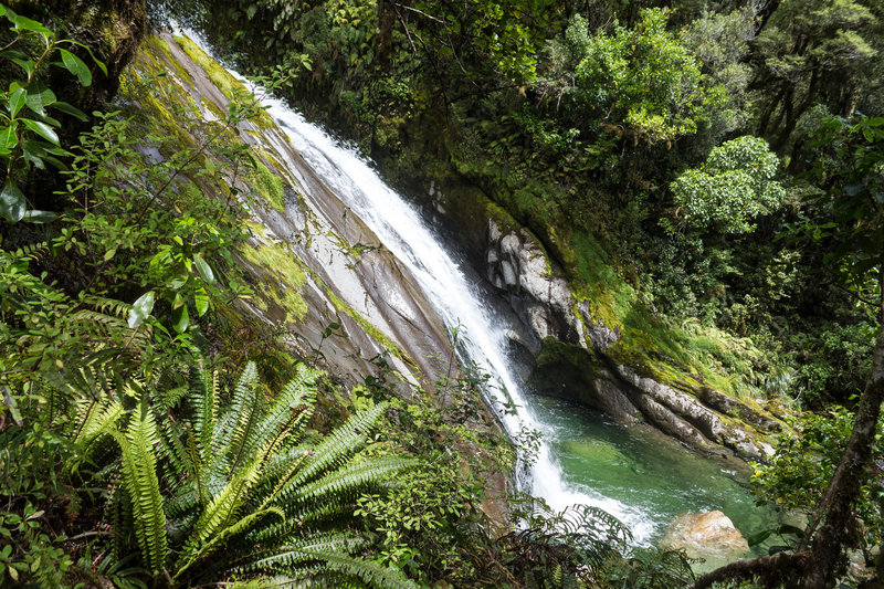 Lindsay Falls