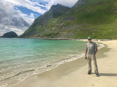 At the end of the hike, we checked out the beach. Wish we had more time to spend there.