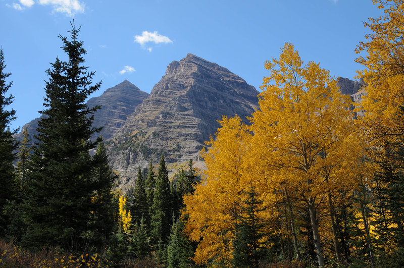 Maroon Bells on a beautiful fall day