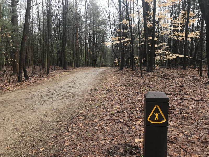 Trail marker for the Parcours Trail