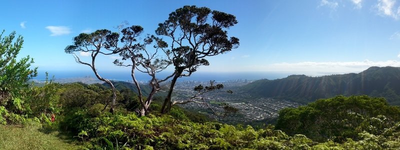 Diamond Head and Honolulu view