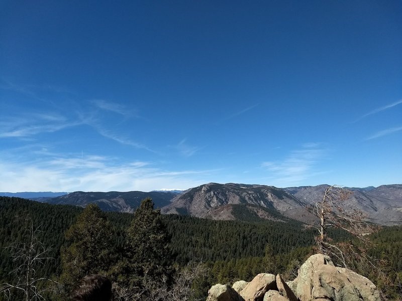 Outlook of the valley below from the top of Caprenter Peak