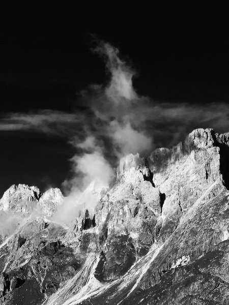 Early morning mists rising above the Alta Via Due trekking route, looking toward Furcella della Roa.