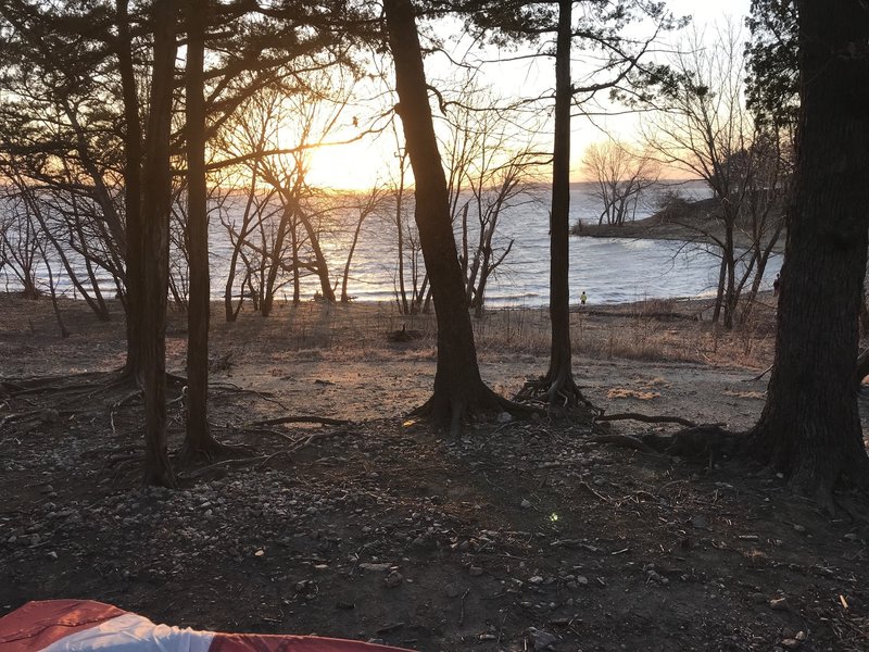 Lakeside Camping (Sunset Point)