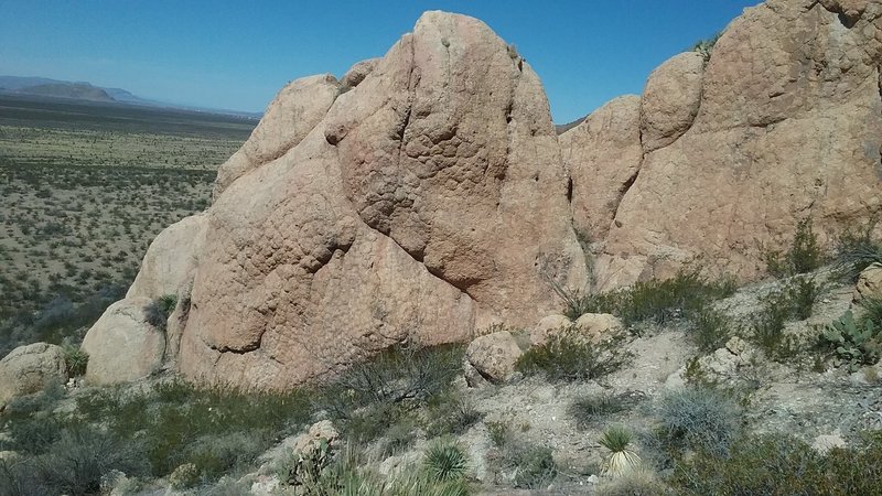 Big boulders on the west slopes