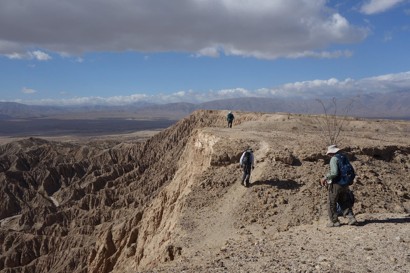 Hikers approaching Font's Point on the rim trail.