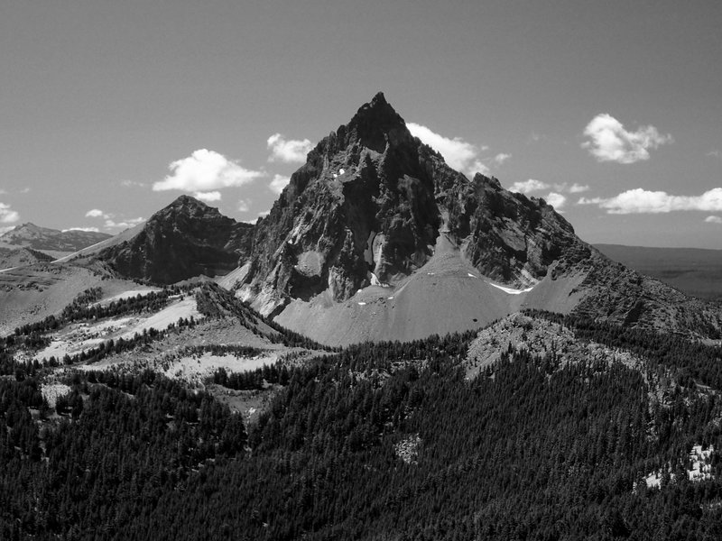 The north face of Mount Thielsen from Howlock Mountain.