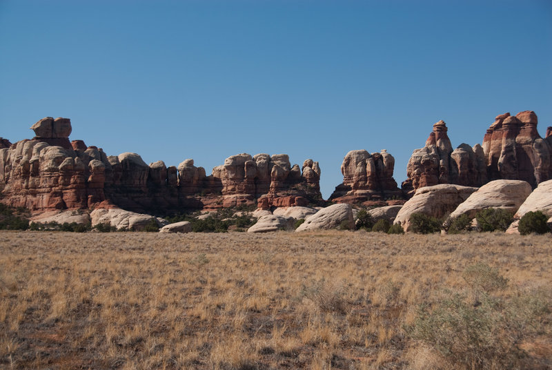 Chesler Park is surrounded by awesome red and white rock spires