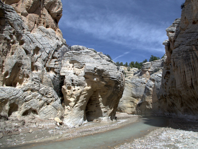 The canyon narrows just before entering Little Dry Valley