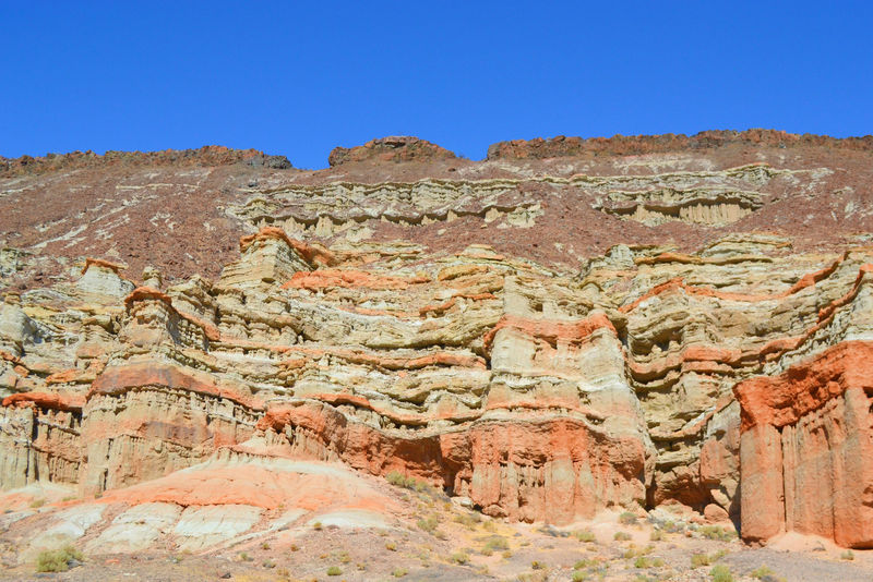 A view of the colorful layers from the trailhead parking lot