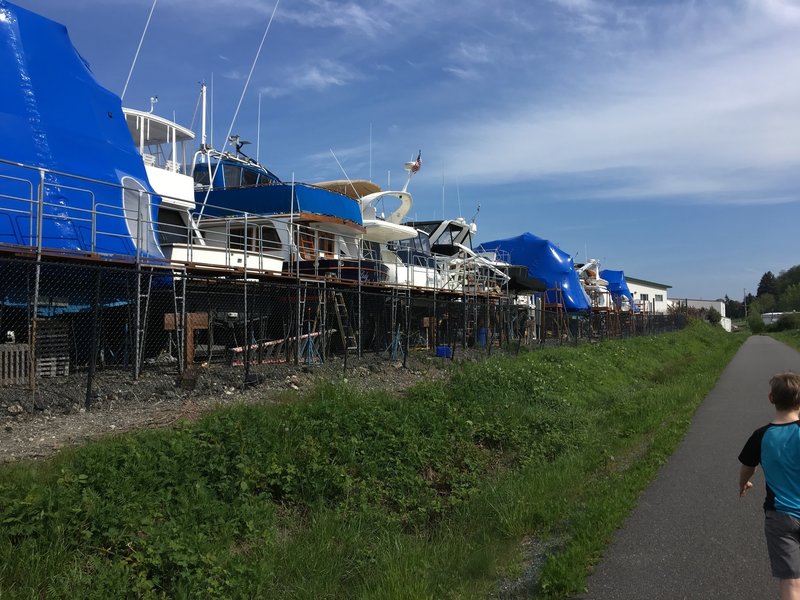 More yachts along the trail.