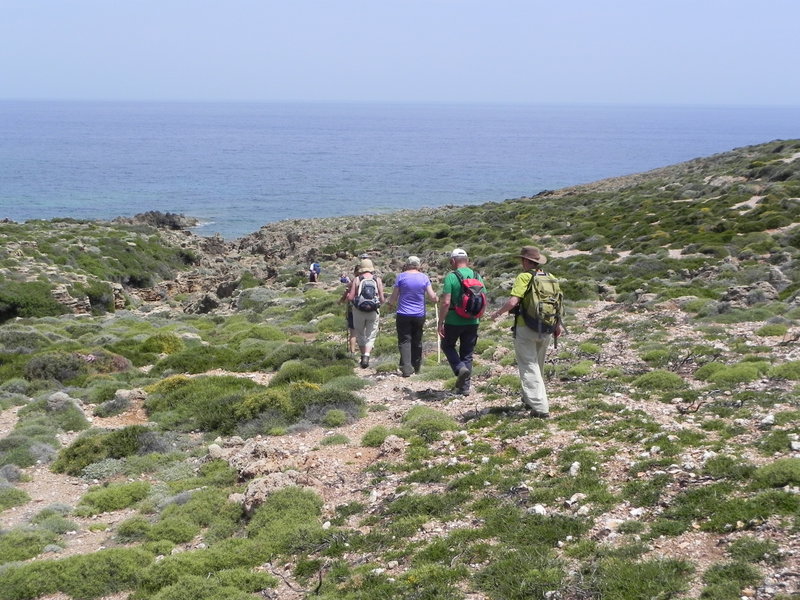 Coastal hike to Ateni Beach