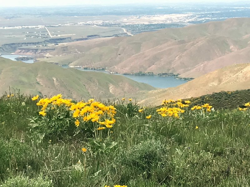 View from halfway point to Kepros Mountain