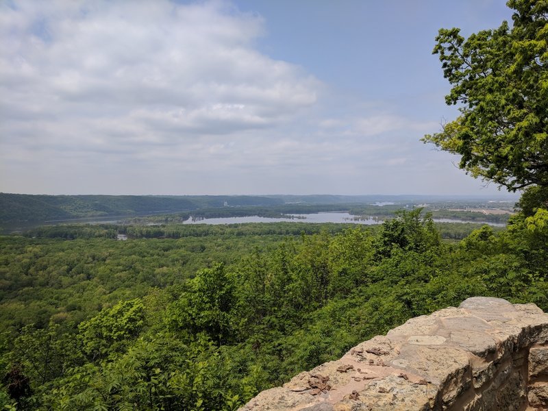 Overlooking the Mississippi! 500 ft up