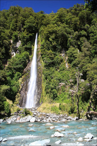 Thunder Creek Falls: Thunder Creek Falls - South island - New Zealand