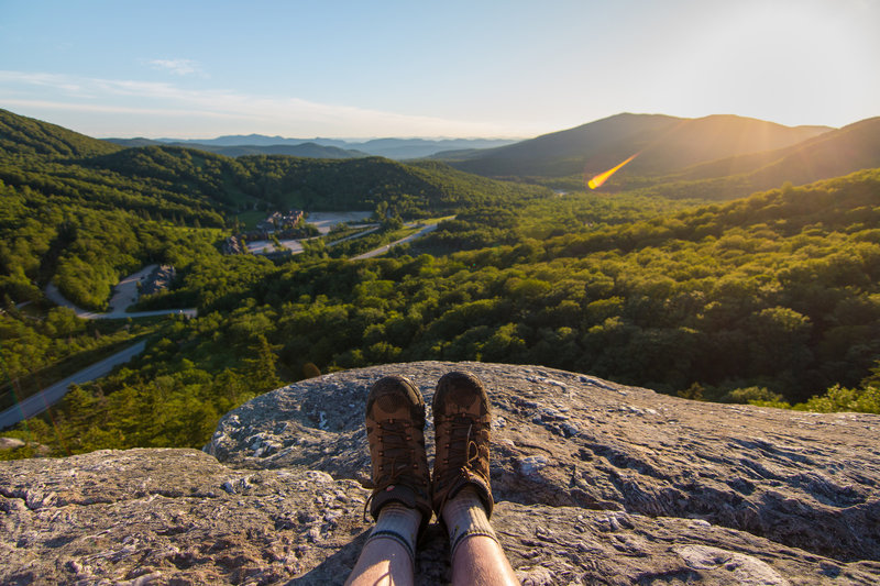 Scenic overlook at the top of Deer Leap right before sunset (Pico Mountain Resort to the left).