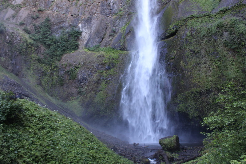 Beautiful waterfall in the Columbia River Gorge