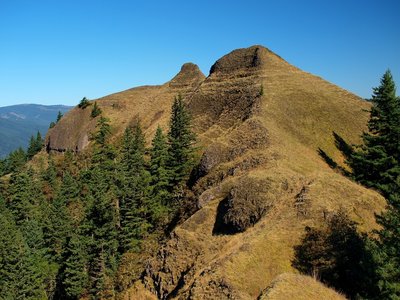 Munra Point from further east along the ridge.
