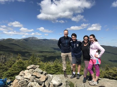 Survivors pic at the summit, Mt. Washington in the background