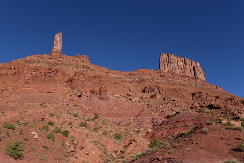 Castleton Tower on the left