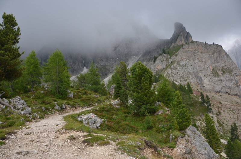 Trail between Lang- and Plattkofel on the northern side of the two peaks
